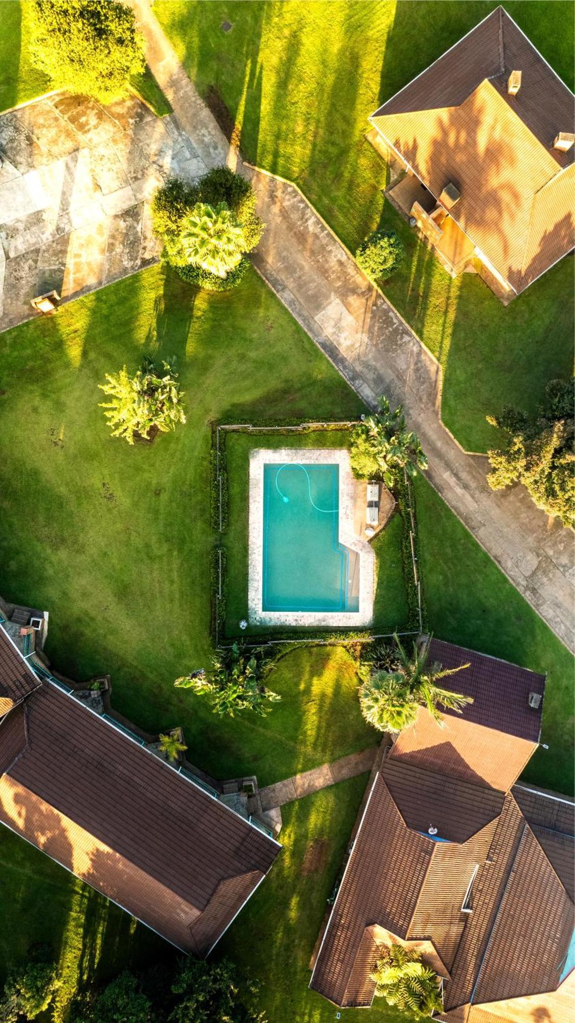 Mogodi Lodge กราสคอป ภายนอก รูปภาพ